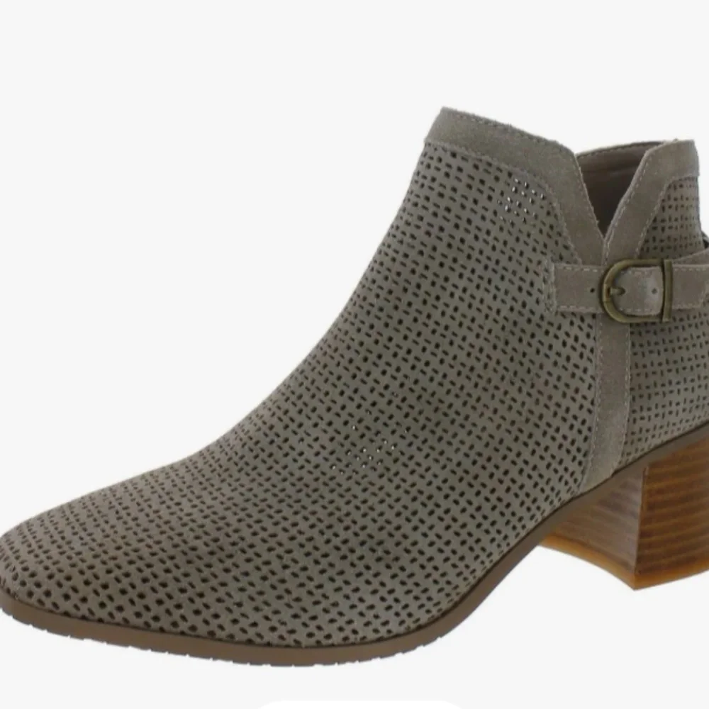 NYDJ Boots size 6